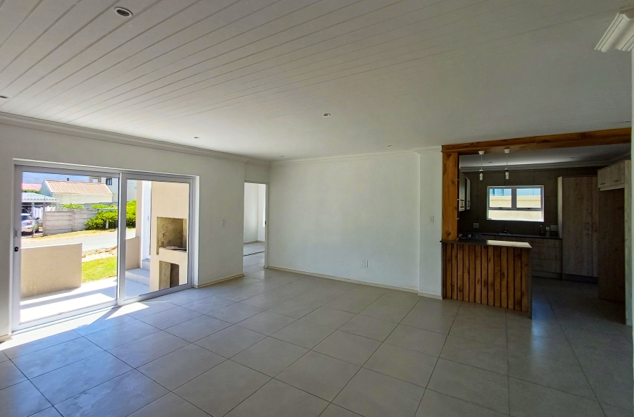 3 Bedroom Property for Sale in Palmiet Western Cape